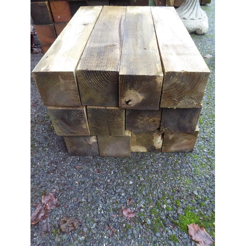 23 - Short wooden garden posts 600mm x 100mm x 100mm (12)