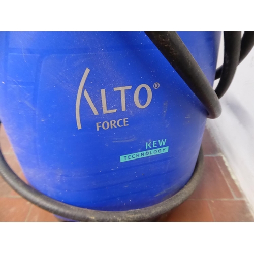 37 - Alto electric pressure washer