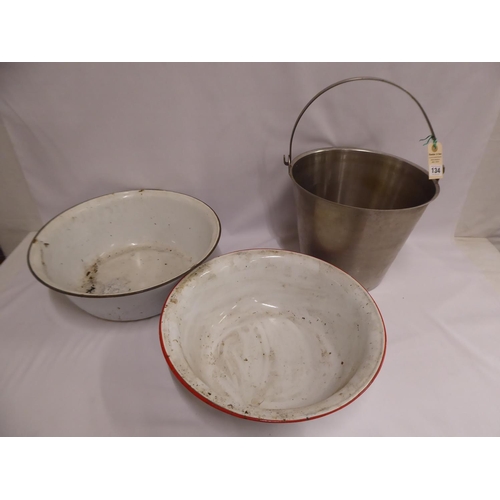 134 - Stainless steel milk bucket, enamelled bowls (3)