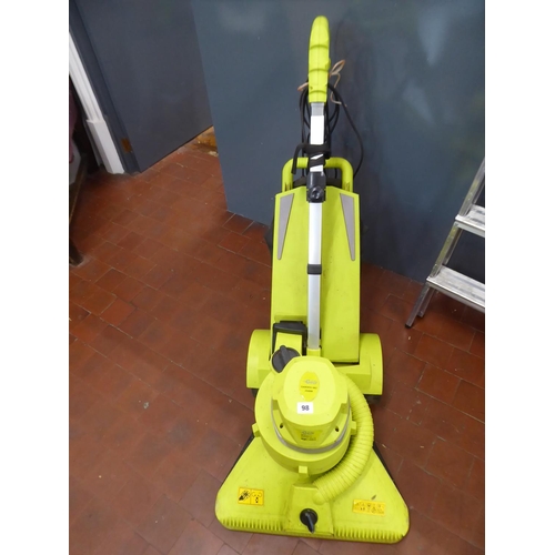 98 - Garden gear electric upright garden vac