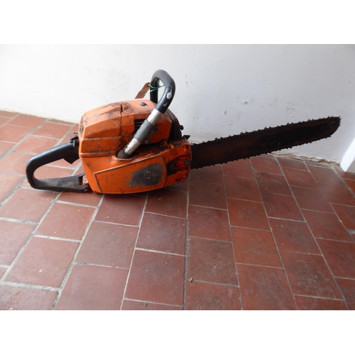 92 - Husqvarna petrol chainsaw