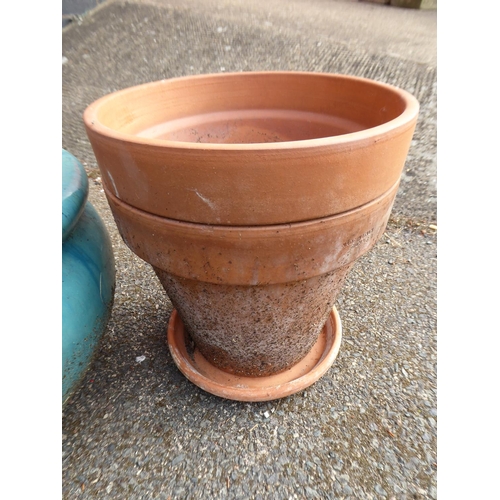 24 - Glazed and terracotta plant pots (6)