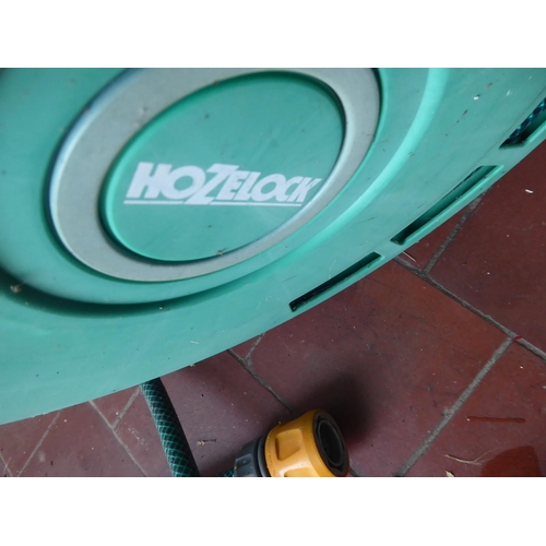 64 - Hozelock hosepipe garden reel