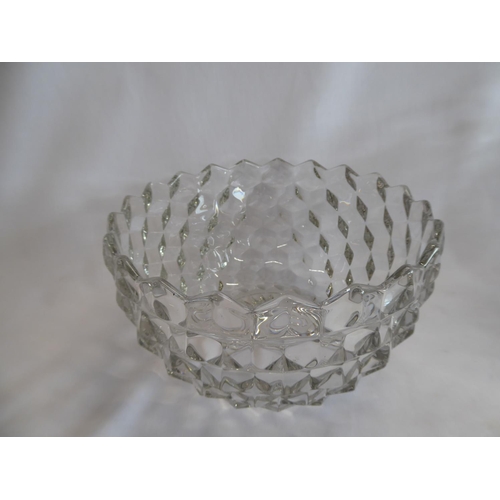 108 - Mid 20thC glass jug and trifle bowl (2)