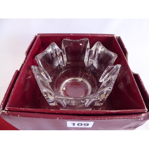 109 - Boxed Orrefors glass 'Corona' bowl - Lars Hellsten