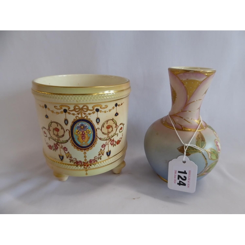 124 - 19th/20thC blush ivory porcelain vases and pot (4)