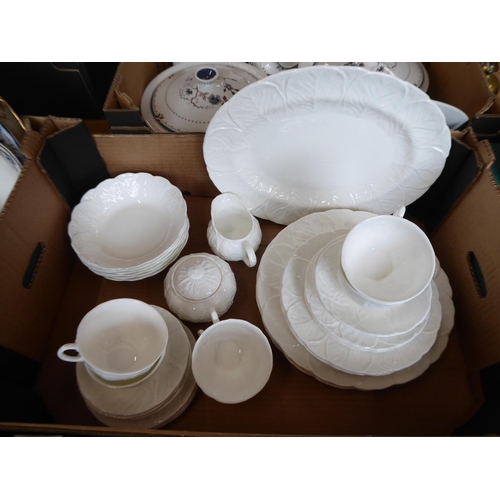 160 - Wedgwood Countryware dinner service (2 boxes)