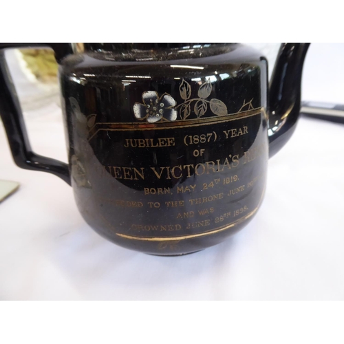 130 - Commemorative glass and china - Queen Victoria teapot, pressed glass George VI, Edward VII plates, G... 