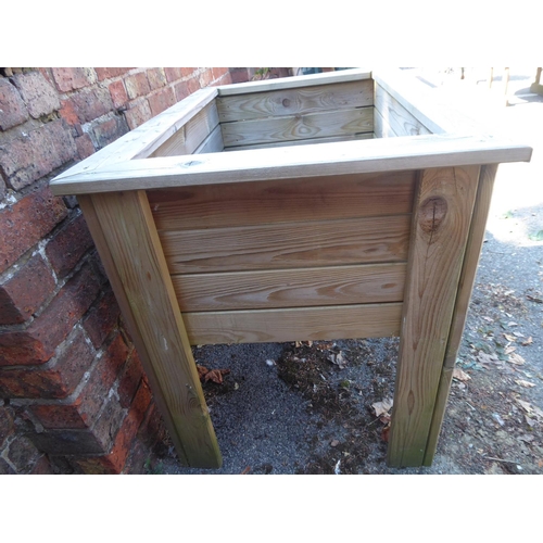 20 - 'Bisbrooke' deep root planter (980 x 800 x 700mm)