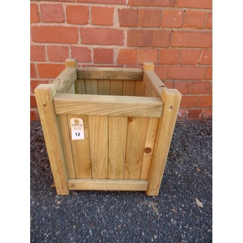 12 - Wooden 'Rutland' small planter (370x370x400mm)