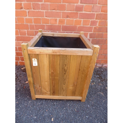 13 - Wooden 'Rutland' large planter (600x600x640)