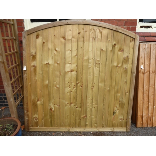 25 - Wooden tongue and groove arch top fence panels (1800x1800mm) (6)