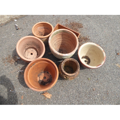 42 - Quantity of glazed and terracotta garden pots