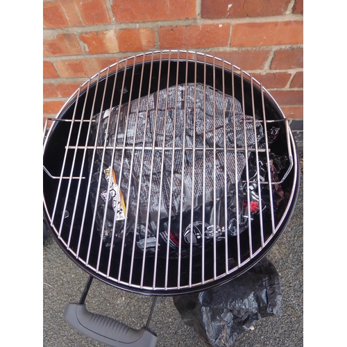 50 - Weber kettle bar-b-cue with charcoal