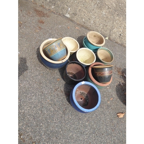 41 - Quantity of glazed garden pots