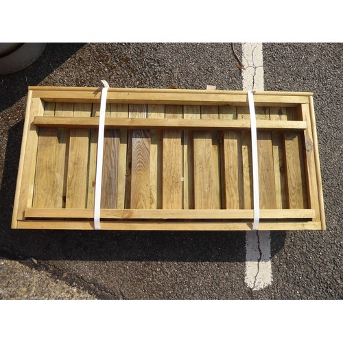 10 - Wooden 'Fineshade' potting table (108 x 92 x 52mm) (flat pack)