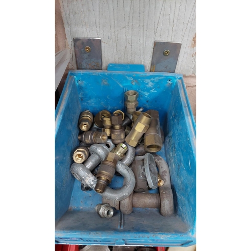 111 - Qty brass valves, D-links, pipe etc