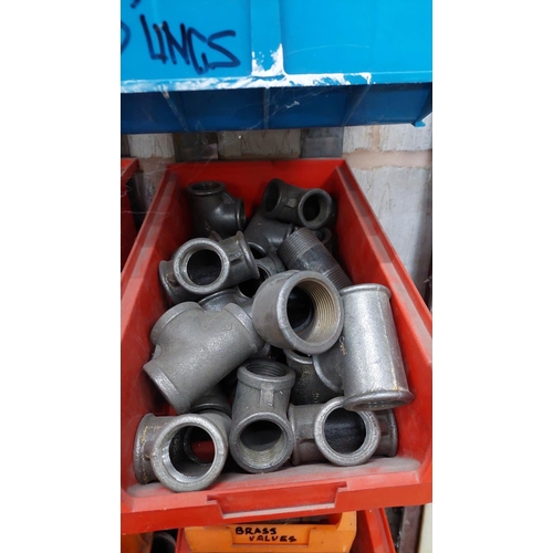 111 - Qty brass valves, D-links, pipe etc