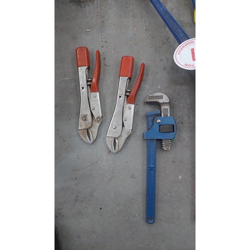 57 - Heavy duty Stiltons, bolt croppers, adjustable spanner, mole grips etc