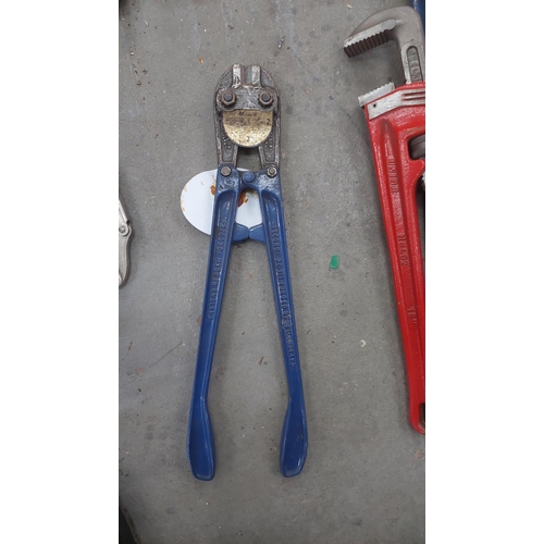 57 - Heavy duty Stiltons, bolt croppers, adjustable spanner, mole grips etc