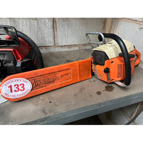 133 - Husqvarna 44 Chainsaw 15 inch - has compression