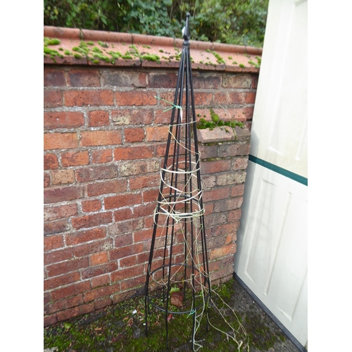 17 - Garden obelisk plant support