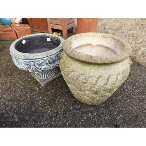 18 - Reconstituted stone circular planters (2)