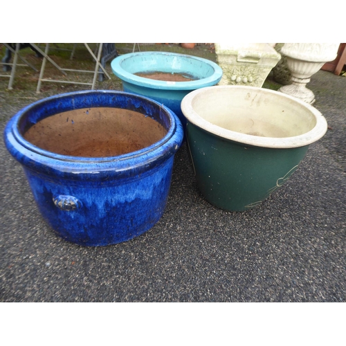 20 - Large glazed plant pots (3)