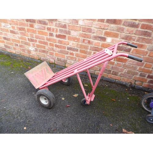 41 - Tubular steel combination sack barrow