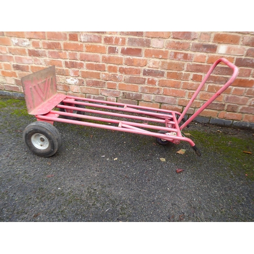 41 - Tubular steel combination sack barrow