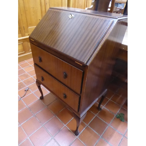 492 - Early 20thC mahogany bureau