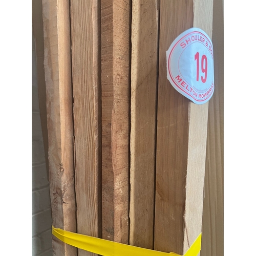 19 - 19 x Mixed species timber 2400mm x 40mm x 40mm