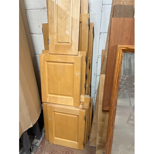 43 - Approx 16 Maple cupboard doors