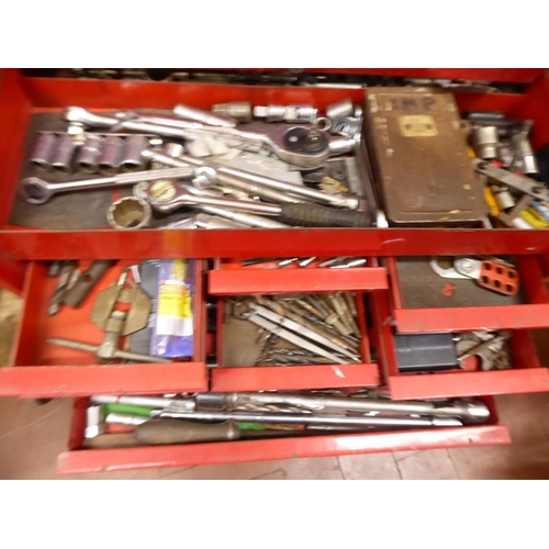 60 - Spanners, sockets etc. in Snap-on tool chest on Clarke Strong Arm dolly