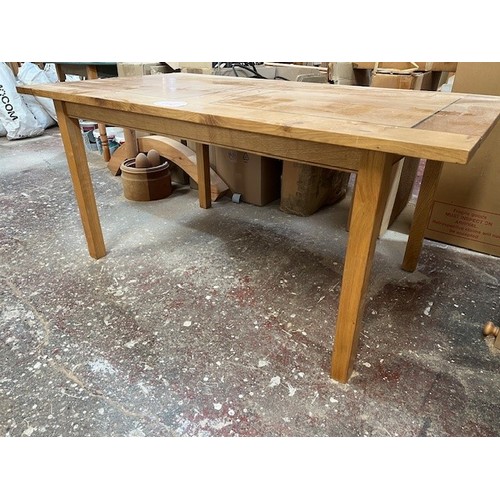 132 - 1 x Bespoke Oak dining table with ebony inlay