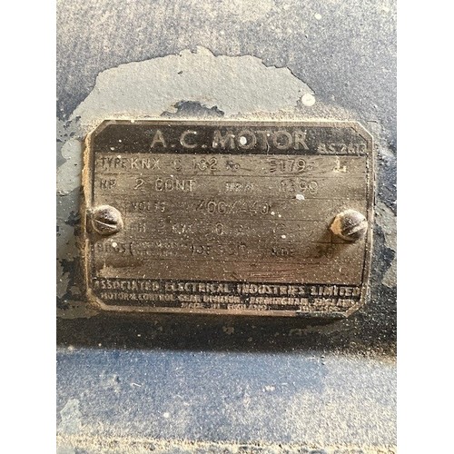 207 - AEI floor standing air compressor (1963)