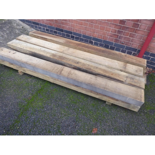 8 - European oak sleeper (2.4m x 200mm x 100mm) (8)