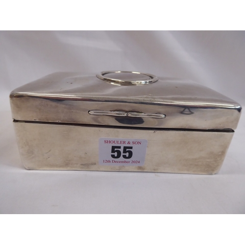 55 - Silver cigarette box with hunting scene cartouche - Chester 1910