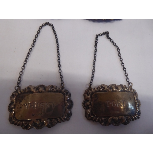 60 - Matched set of 4 silver decanter labels - port, gin, whiskey and sherry - Sheffield 1975, 1976 and B... 