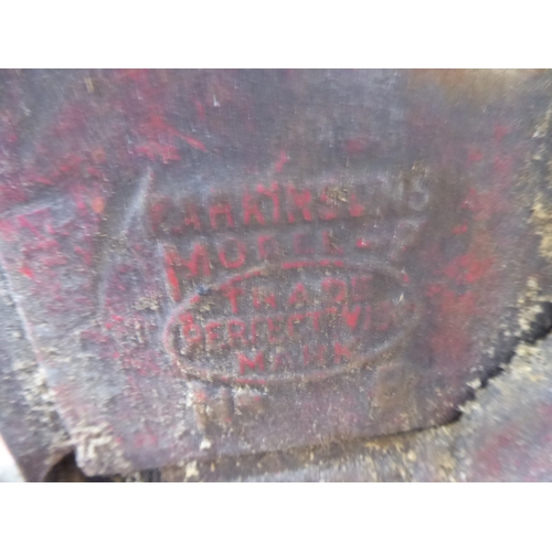 48 - Parkinsons model F No.8 heavy duty bench vice