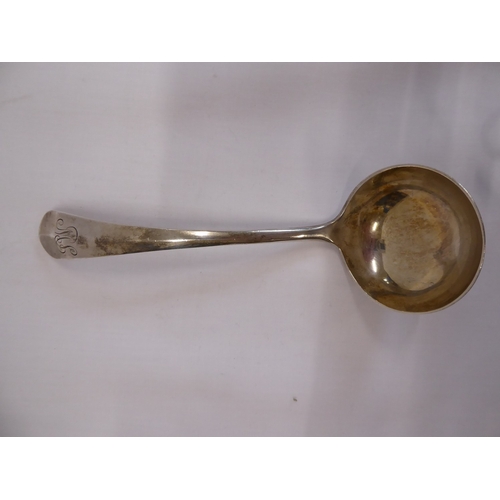 10 - Silver rat tail sauce ladle - Sheffield 1896