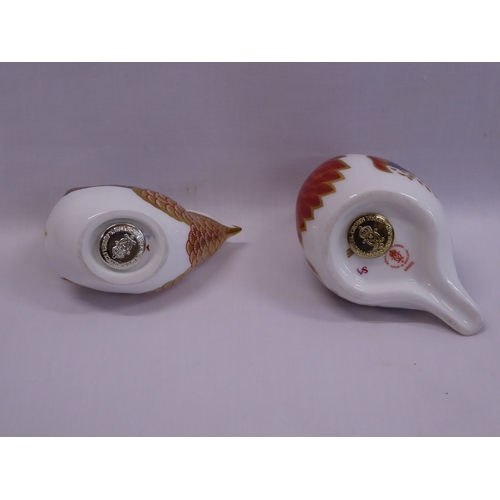 27 - Royal Crown Derby Imari robin and wren paperweights (2)