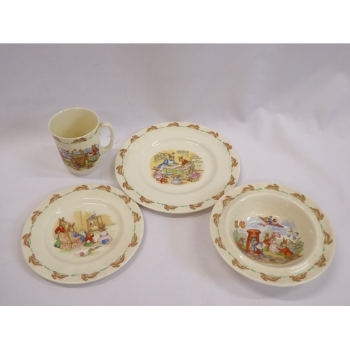 32 - Royal Doulton 'Bunnykins' child's breakfast set (4)