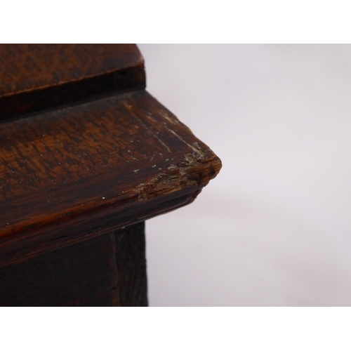 36 - Early 20thC oak cased mantel clock - Burton, Leicester