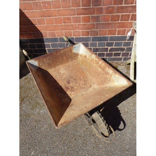 Lot 26        