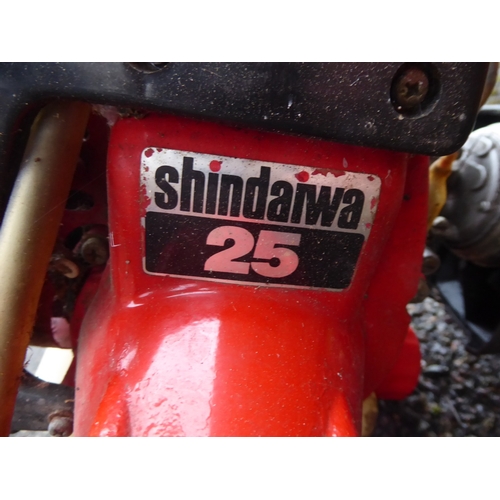 35 - Shindaiwa petrol strimmer