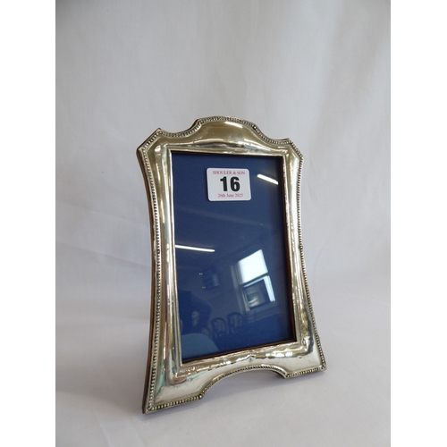 Lot 16        