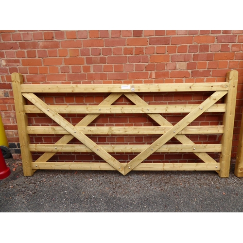 16 - Heavy duty wooden 'Wessex' gate (approximately 8')