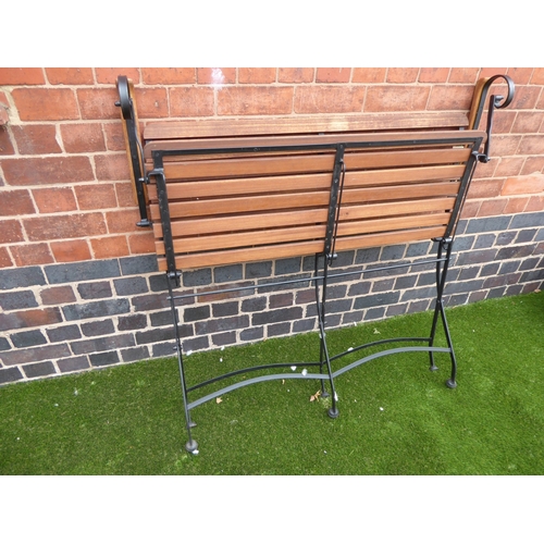 35 - Folding wooden slatted iron garden bench