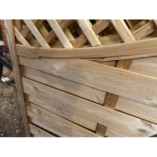 6 - Wooden 'Ashwell' lattice top fence panels (1.8 x 1.5m) (6)